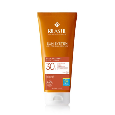 RILASTIL SUN SYSTEM PHOTO PROTECTION TERAPY LATTE VELLUTANTE SPF 30 200 ML